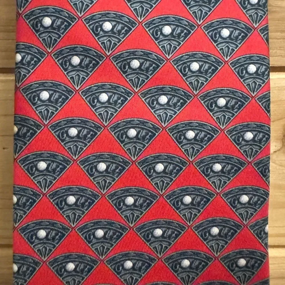 Vintage 90’s Gucci Golf Triangle Print Silk Tie Preppy Summer